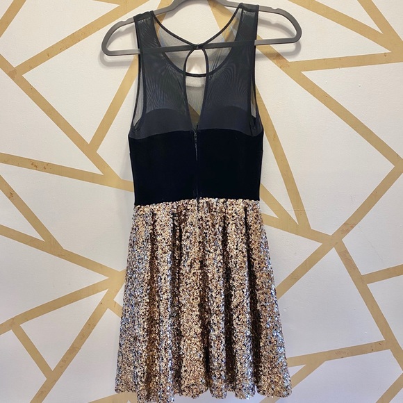 Guess Cocktail Dress - Picture 6 of 8